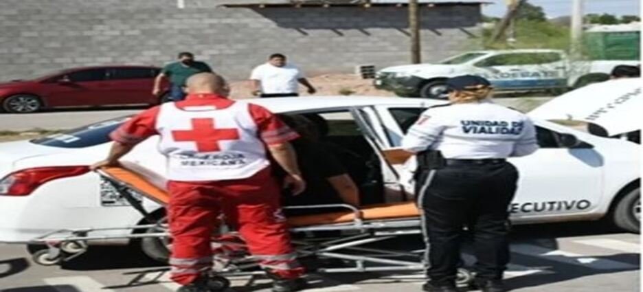 Mujer lesionada en accidente vial