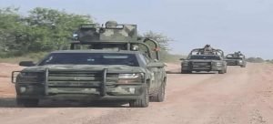 Volcadura de un tráiler en la salida del Lateral 18