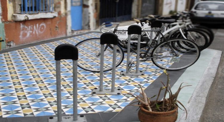 Retiran paraderos de bicicletas