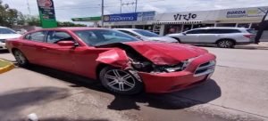Accidente entre automóvil y una camioneta