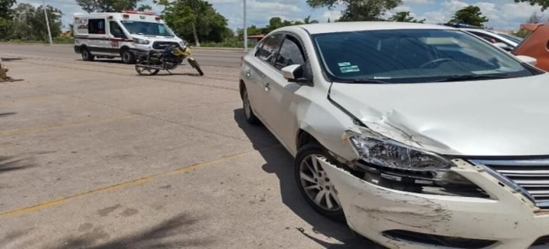 Dos lesionados por accidente vial en la avenida Independencia y Heróico Militar