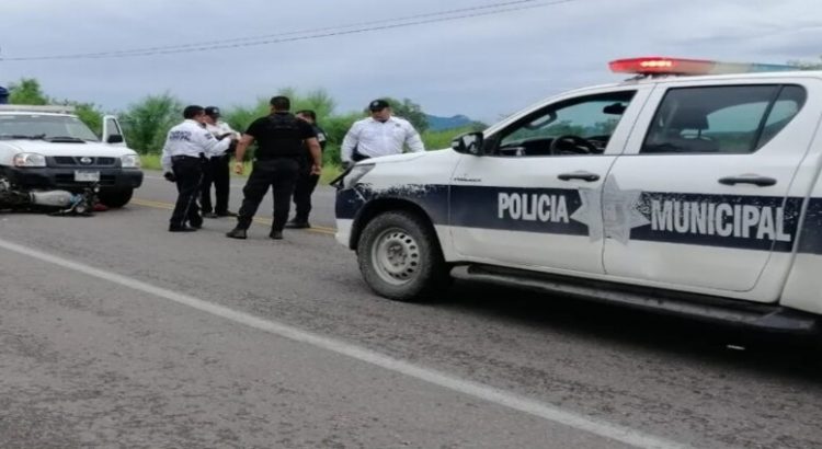 Accidente vial deja 2 heridos en la sindicatura de San Blas