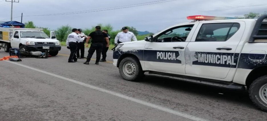 Accidente vial deja 2 heridos en la sindicatura de San Blas