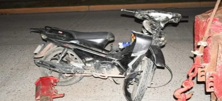 Dos jóvenes motociclistas lesionados en el bulevar Francisco Agraz
