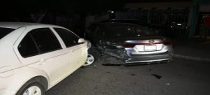 Accidente tipo carambola deja a una persona lesionada