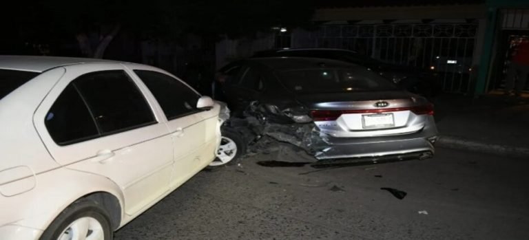 Accidente tipo carambola deja a una persona lesionada