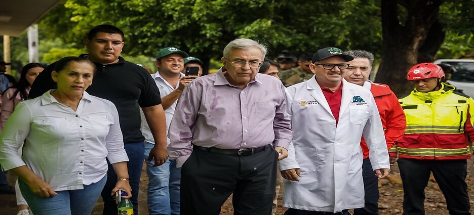 El gobernador reporta solo daños menores ante el paso de Orlene por el estado