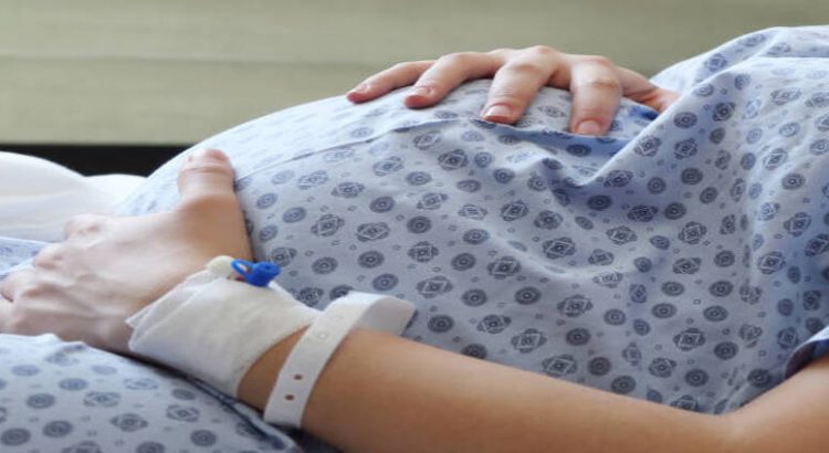 Ingresa mujer embarazada con dengue al Hospital General