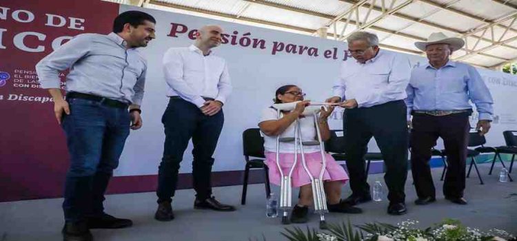 Sinaloa es el primero en tener pensión universal para personas con discapacidad