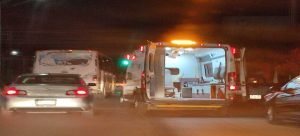 Un hombre es atacado por un Pitbull