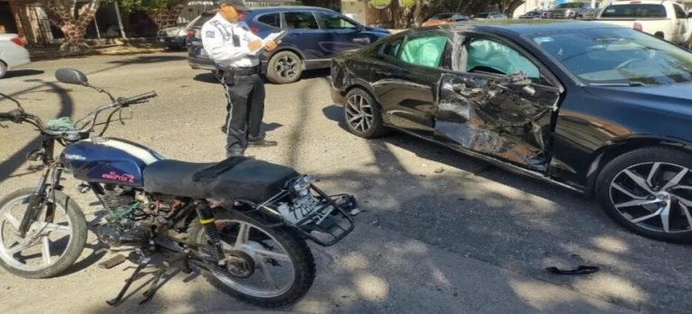 Motociclista resultó lesionado en accidente por la avenida Independencia