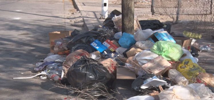 El alcalde exige disculpa por incumplimiento de recolección de basura