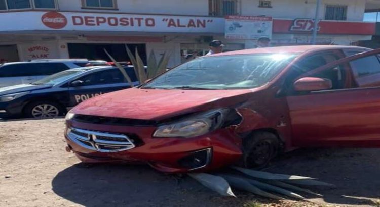 Autoridades emprenden persecución por dos mujeres alcoholizadas