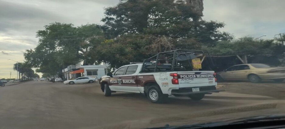 Trabajadores son asaltados en una obra negra