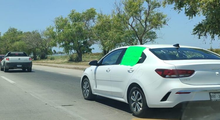 Ciudadanos hicieron una caravana para apoyar a los agricultores del estado