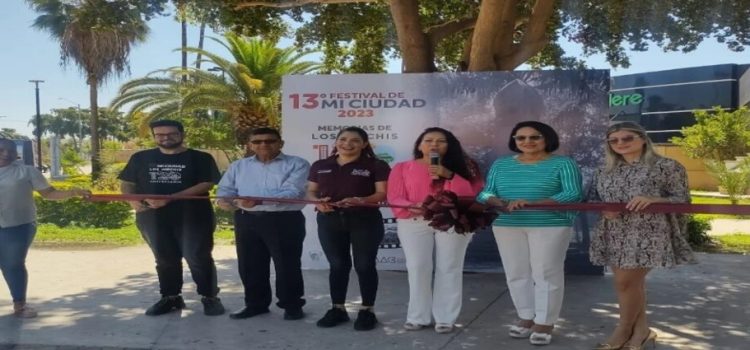 Inauguran la exposición fotográfica en el marco de los 120 años de aniversario de Los Mochis