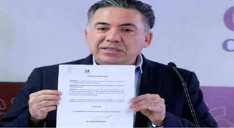 Rocha Moya propone reducir a 25 años de edad para ocupar el cargo de gobernador en Sinaloa