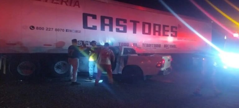 Conductor pierde la vida tras ser aplastado por un tráiler