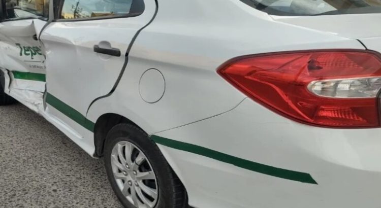Accidente vial en el cruce de Miguel Hidalgo y Niños Héroes