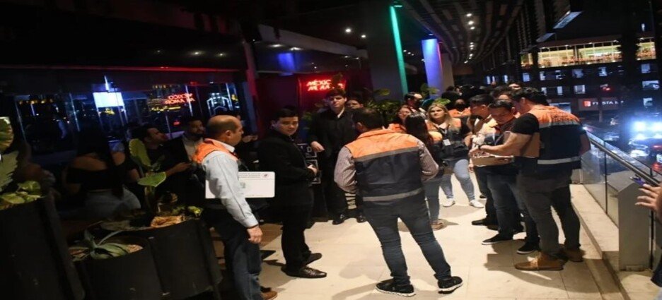 Coepriss suspende bar por incumplir la Ley General para el Control de Humo de Tabaco