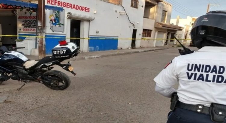 Hieren a joven en un asalto
