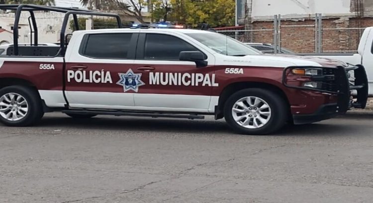 Roban caja registradora de una panadería