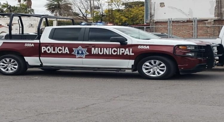 Sujetos asaltan gasolinera