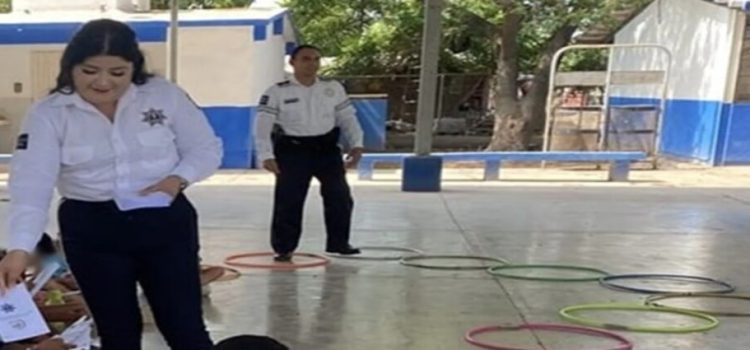 Implementan campaña de educación vial en escuelas de Los Mochis Implementan campaña de educación vial en escuelas de Los Mochis