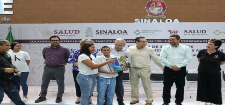 Beneficencia Pública de Sinaloa y Rubén Rocha entregaron apoyos a 483 personas
