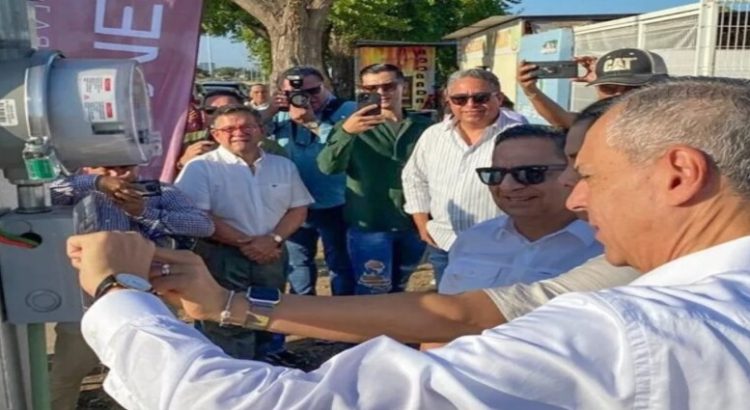 Cinco nuevos semáforos fueron instalados en Los Mochis