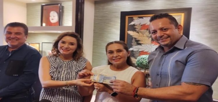 Canirac dona 84 mil 970 pesos al DIF Ahome para el programa Pannasir