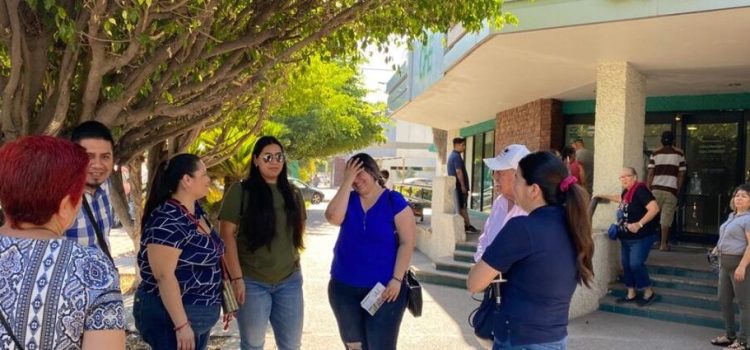 Habitantes de Los Mochis protestaron ante la CFE