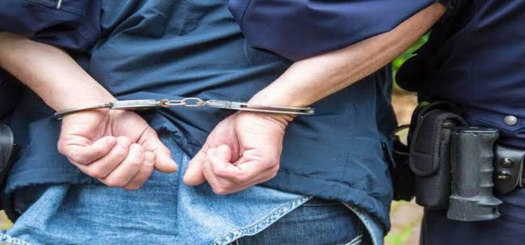 Detienen a un hombre por portar un rifle .308