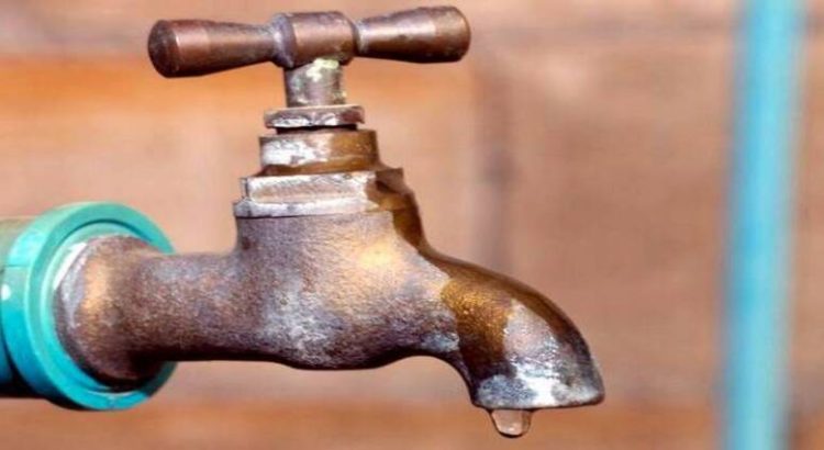60 colonias de Los Mochis sin agua por obras de reparación de una fuga