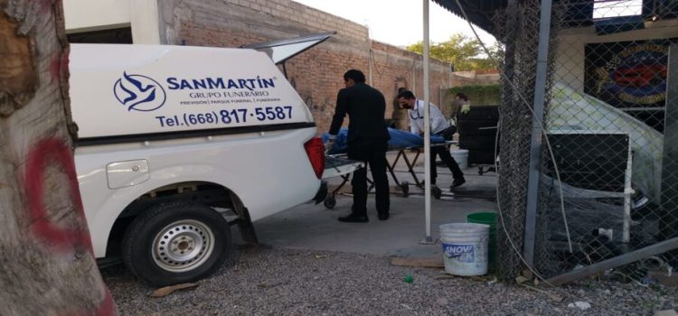 Encuentran a un hombre sin vida al interior de un taller de carrocería