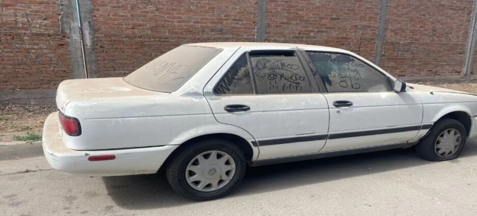 Recuperan vehículo con reporte de robo en Los Mochis