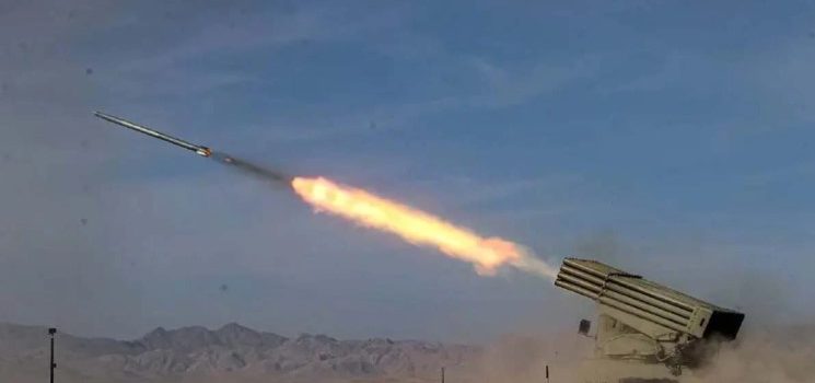 Cumple Irán su amenaza: Lanza drones kamikaze contra Israel