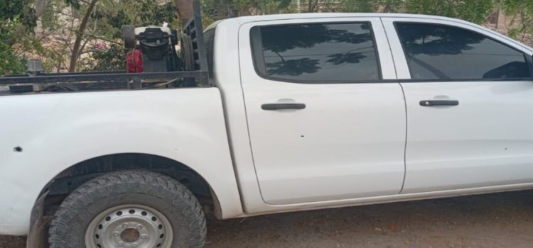 Recuperan camioneta robada, la encuentran con impactos de bala