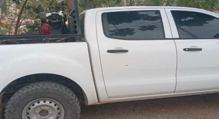 Recuperan camioneta robada, la encuentran con impactos de bala