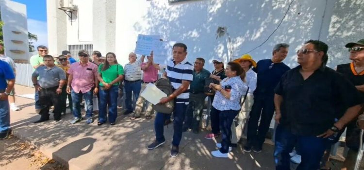 Trabajadores de Pemex se manifestaron por incumplimiento en servicios médicos