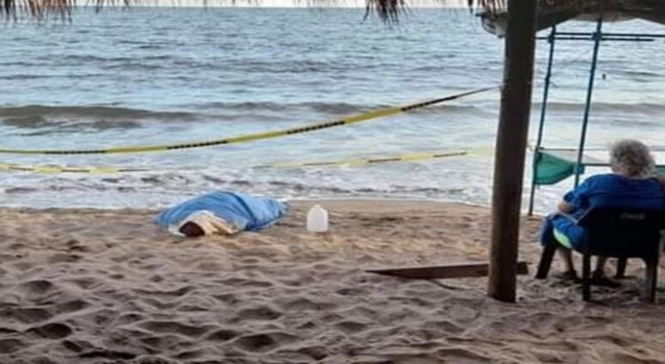 Fallece doctor en playa de Los Mochis