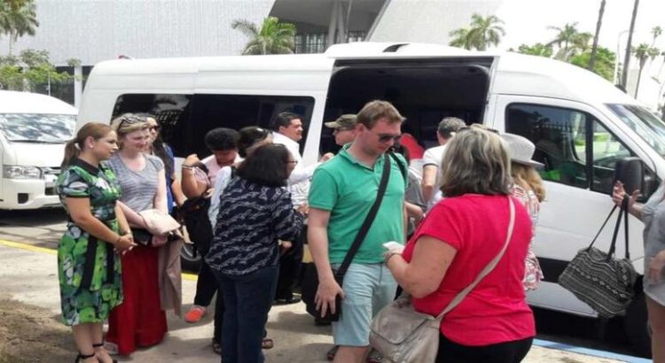 Servicios turísticos repuntan con el periodo vacacional