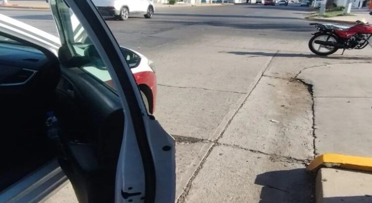 Hombre y mujer lesionados tras sufrir accidente