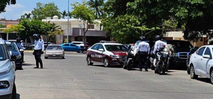 Detienen a conductor tras persecución, estaba bajo el influjo de sustancias toxicas