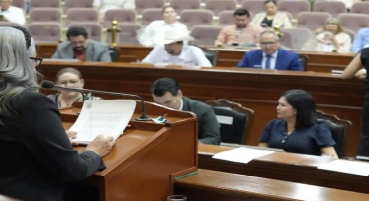 Congreso de Sinaloa podría tener “Gaceta Parlamentaria” para que las iniciativas no sean leídas en el Pleno