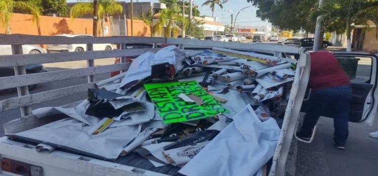 Implementan programa de retiro de publicidad de las calles de Los Mochis Implementan programa de retiro de publicidad de las calles de Los Mochis
