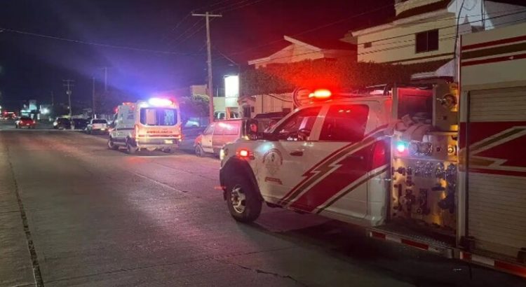 Se incendia salón de eventos en Los Mochis