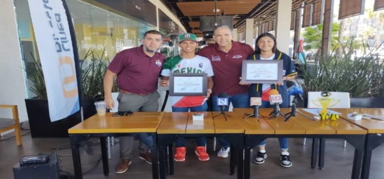 Entregan reconocimiento a jóvenes mundialistas de Beisbol 5 de Hong Kong Entregan reconocimiento a jóvenes mundialistas de Beisbol 5 de Hong Kong
