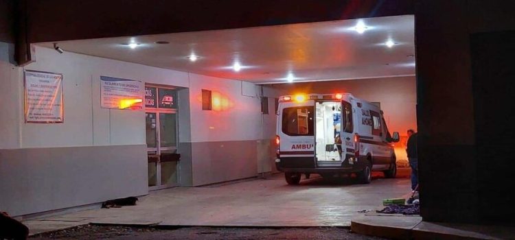 Sujeto ataca con una varilla a su esposa; la manda al hospital