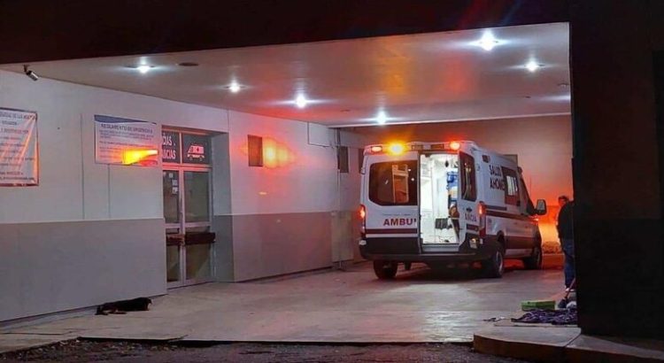 Sujeto ataca con una varilla a su esposa; la manda al hospital